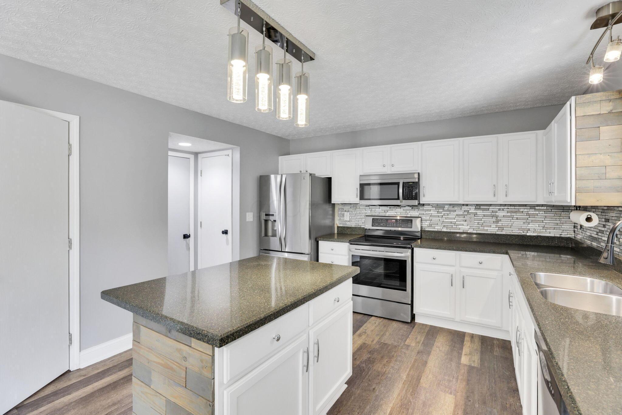 1137 Hoover Lake Court, Westerville, Ohio image 24