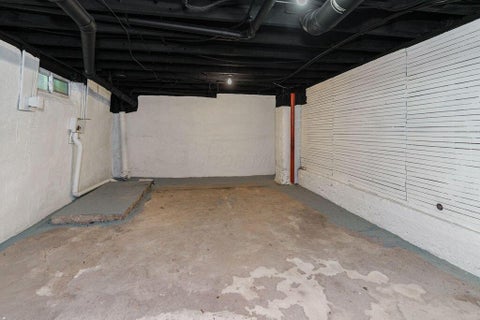 Tiny photo for 348 E Morrill Avenue, Columbus, OH 43207 (MLS # 226033883)