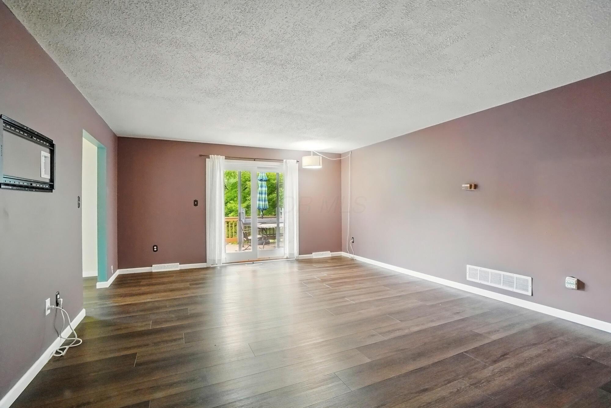 344 Lakeside Drive, Westerville, Ohio image 17