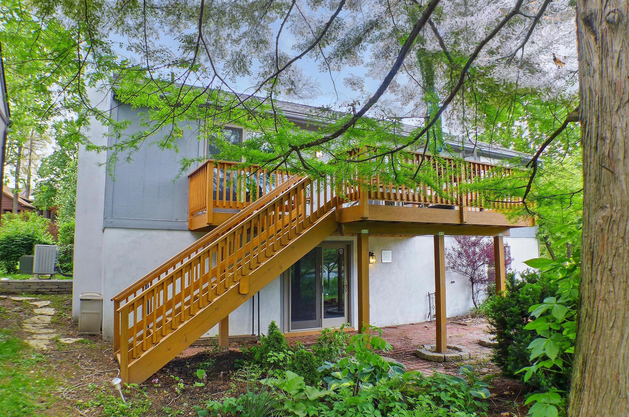 344 Lakeside Drive, Westerville, Ohio image 5