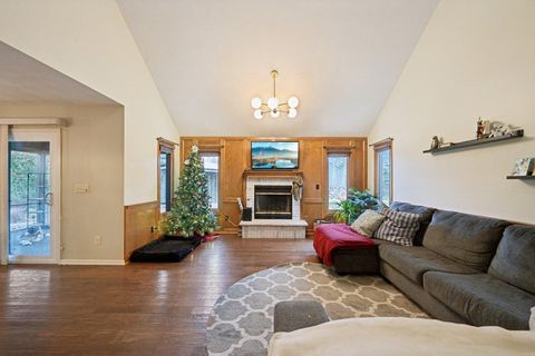 Tiny photo for 410 Six Pence Circle, Westerville, OH 43081 (MLS # 225045507)