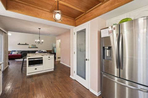 Tiny photo for 410 Six Pence Circle, Westerville, OH 43081 (MLS # 225045507)