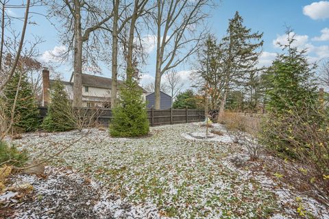 Tiny photo for 410 Six Pence Circle, Westerville, OH 43081 (MLS # 225045507)