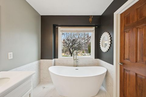 Tiny photo for 410 Six Pence Circle, Westerville, OH 43081 (MLS # 225045507)