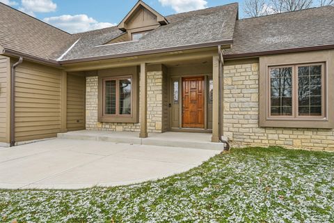 Tiny photo for 410 Six Pence Circle, Westerville, OH 43081 (MLS # 225045507)