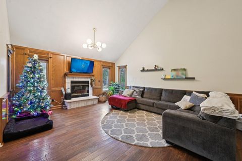Tiny photo for 410 Six Pence Circle, Westerville, OH 43081 (MLS # 225045507)