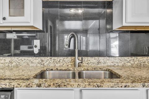 Tiny photo for 845 Exeter Road, Columbus, OH 43213 (MLS # 226003095)