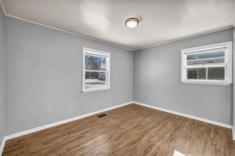 Tiny photo for 845 Exeter Road, Columbus, OH 43213 (MLS # 226003095)