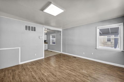 Tiny photo for 845 Exeter Road, Columbus, OH 43213 (MLS # 226003095)