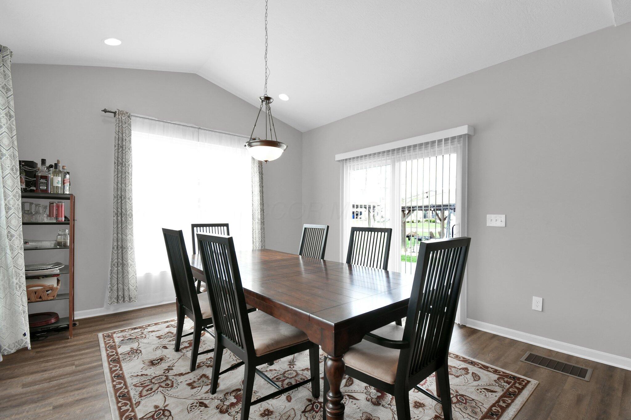 6145 Bradwood Drive, Westerville, Ohio image 27