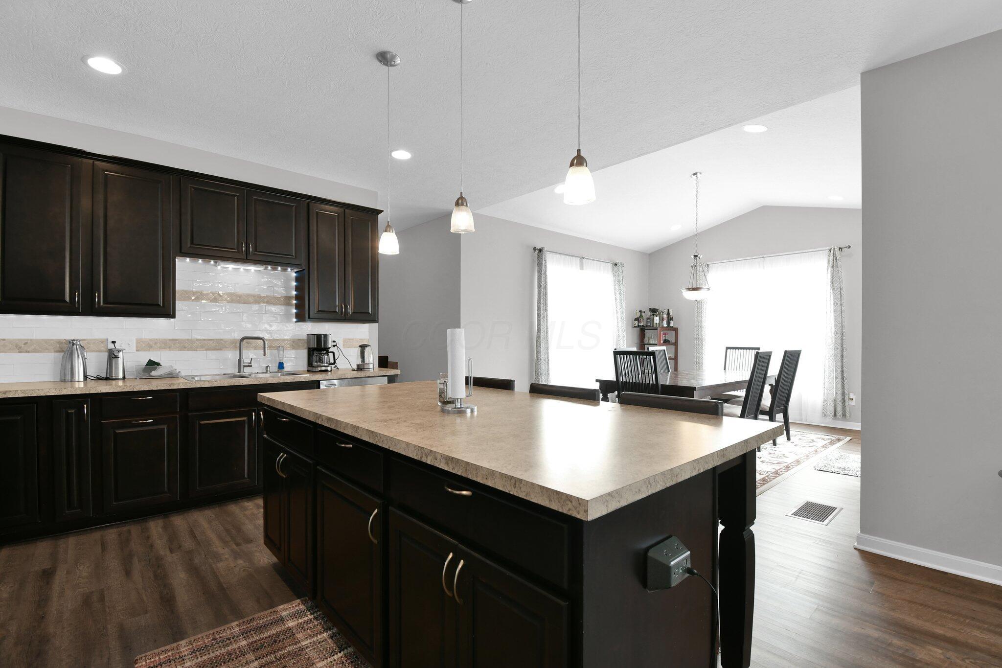 6145 Bradwood Drive, Westerville, Ohio image 26