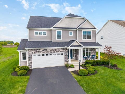 Photo of 5569 Hibbing Lane, Lewis Center, OH 43035 (MLS # 226016942)