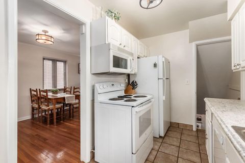 Tiny photo for 2000 Northwest Boulevard D #D, Columbus, OH 43212 (MLS # 226001964)