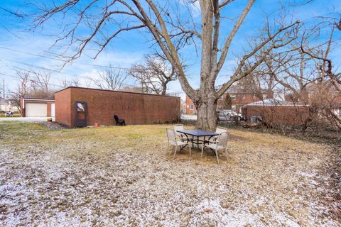 Tiny photo for 2000 Northwest Boulevard D #D, Columbus, OH 43212 (MLS # 226001964)