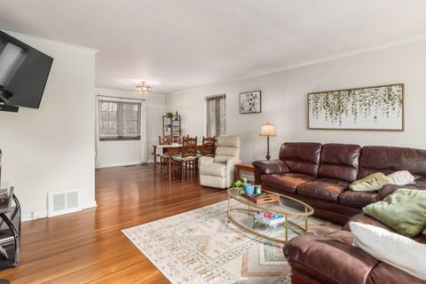 Tiny photo for 2000 Northwest Boulevard D #D, Columbus, OH 43212 (MLS # 226001964)