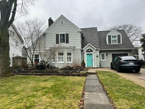 Photo of 1977 Bedford Road, Columbus, OH 43212 (MLS # 226005890)