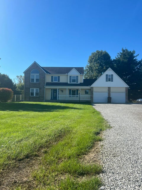 Photo of 8297 Blacks Road SW, Pataskala, OH 43062 (MLS # 226037757)