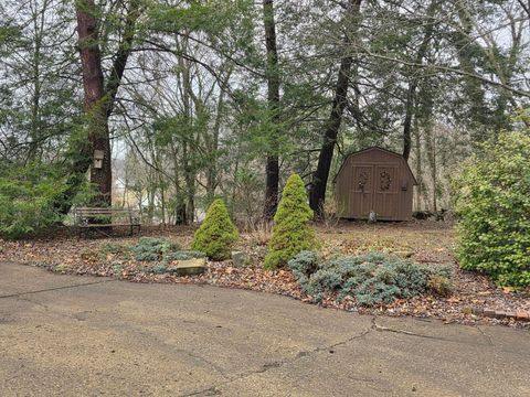 Tiny photo for 621 N Walnut Drive, Logan, OH 43138 (MLS # 226006238)