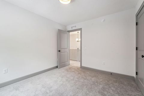 Tiny photo for 63 Hayden Avenue, Columbus, OH 43222 (MLS # 226005480)