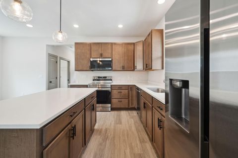 Tiny photo for 63 Hayden Avenue, Columbus, OH 43222 (MLS # 226005480)