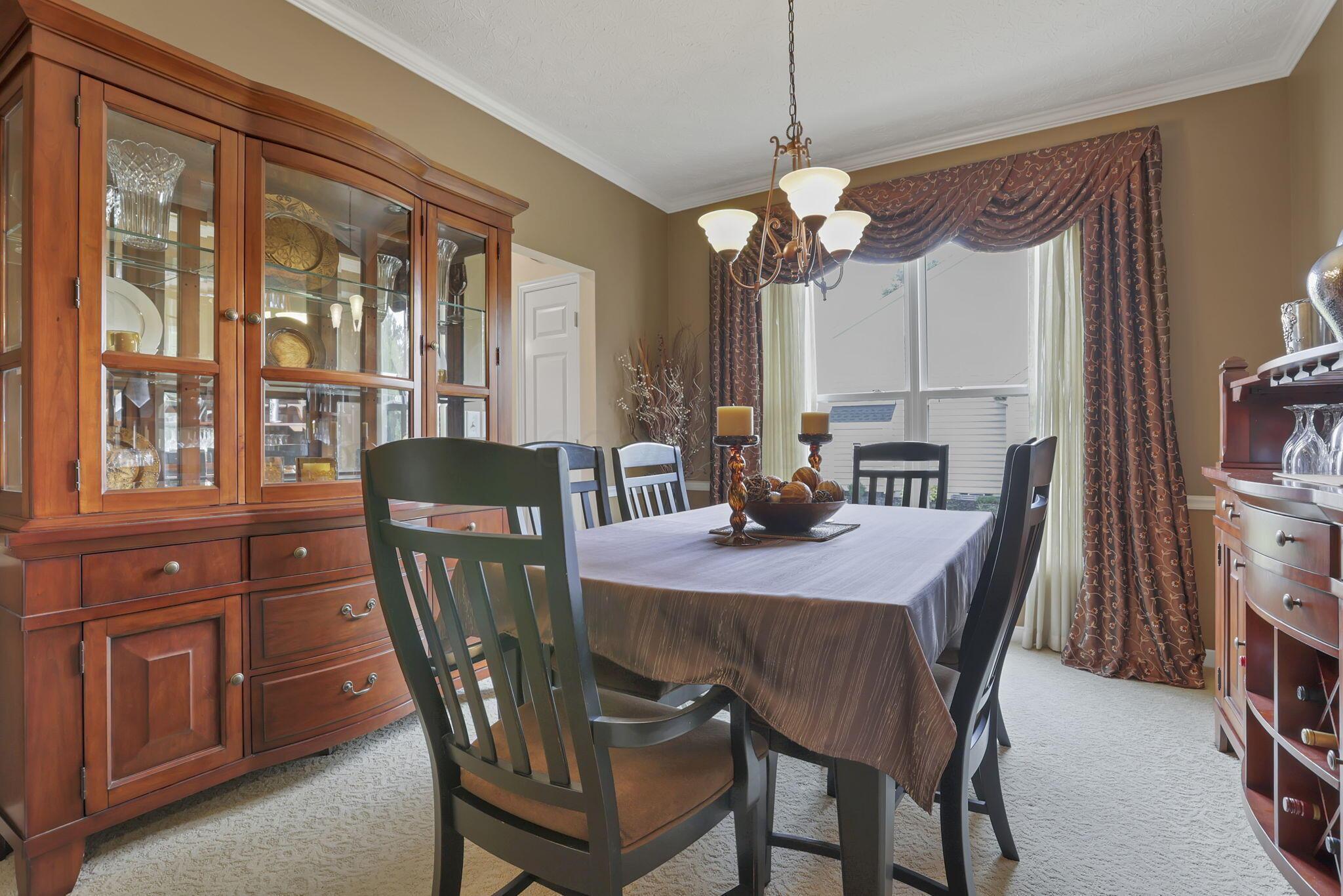 New Albany, Ohio 43054, United States, 4 Bedrooms Bedrooms, ,3 BathroomsBathrooms,Residential,Active,166049