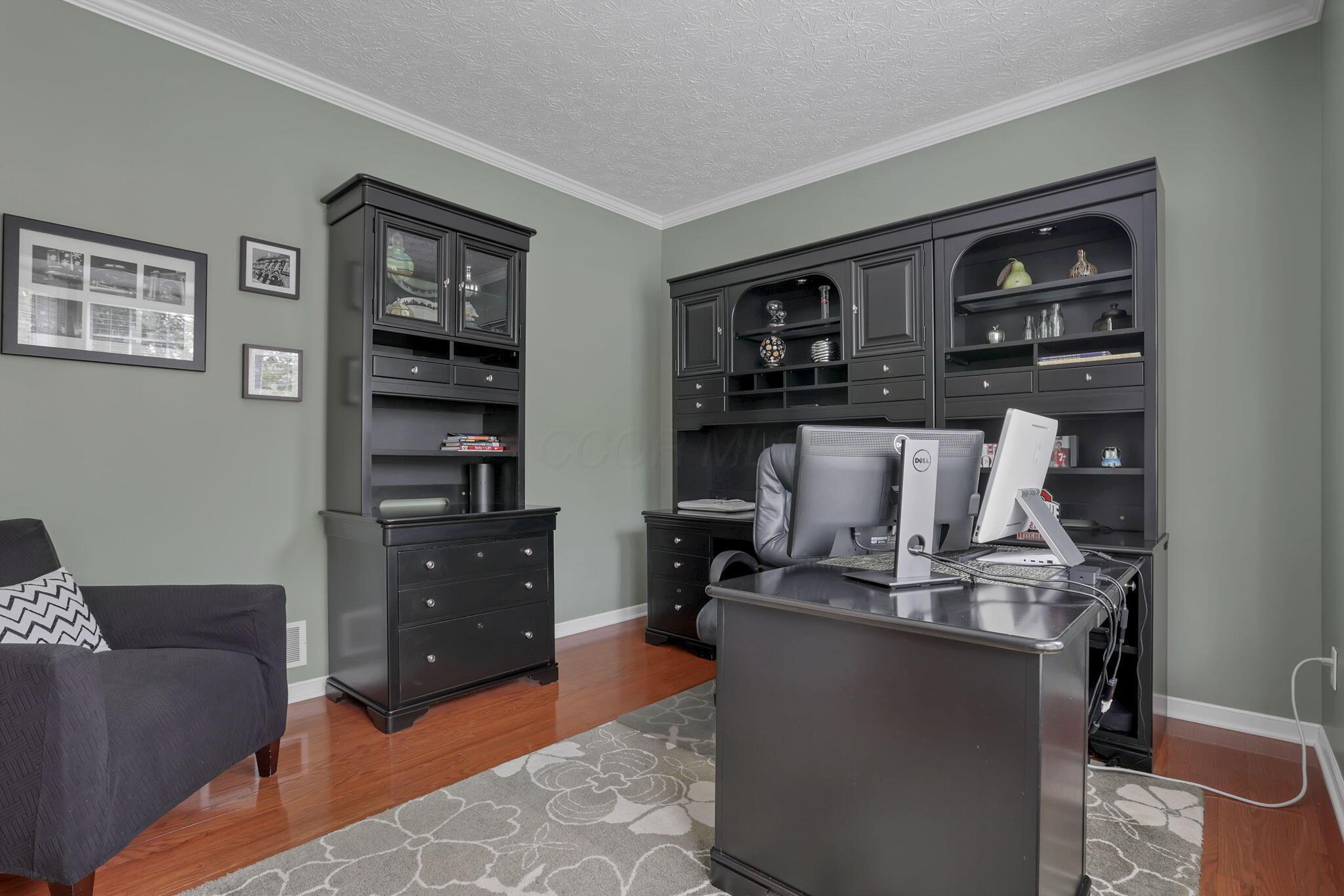 New Albany, Ohio 43054, United States, 4 Bedrooms Bedrooms, ,3 BathroomsBathrooms,Residential,Active,166049