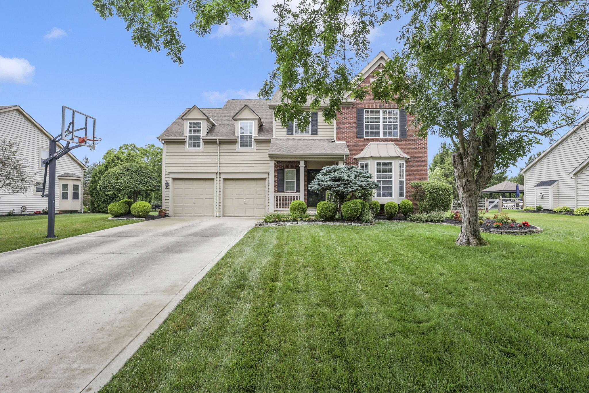 New Albany, Ohio 43054, United States, 4 Bedrooms Bedrooms, ,3 BathroomsBathrooms,Residential,Active,166049