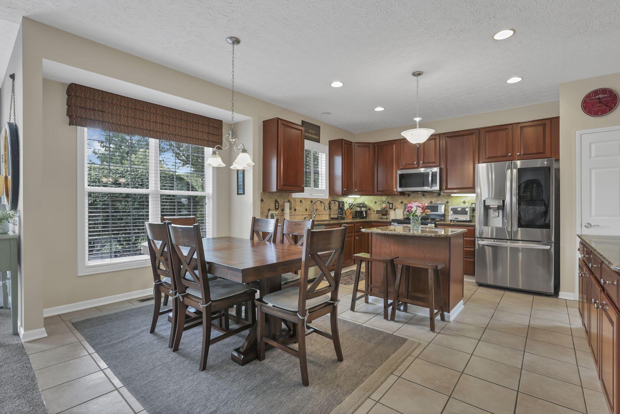 New Albany, Ohio 43054, United States, 4 Bedrooms Bedrooms, ,3 BathroomsBathrooms,Residential,Active,166049