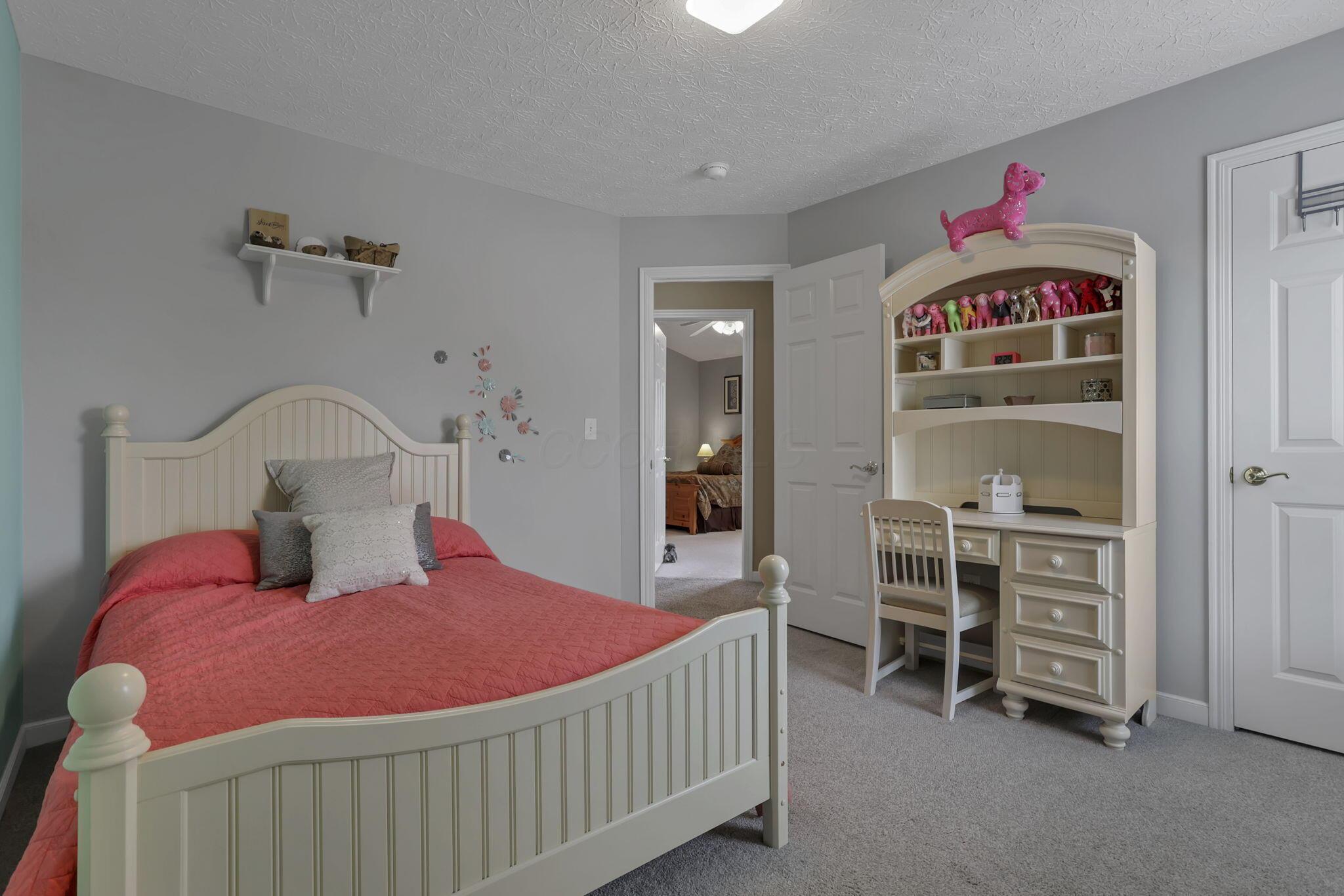 New Albany, Ohio 43054, United States, 4 Bedrooms Bedrooms, ,3 BathroomsBathrooms,Residential,Active,166049