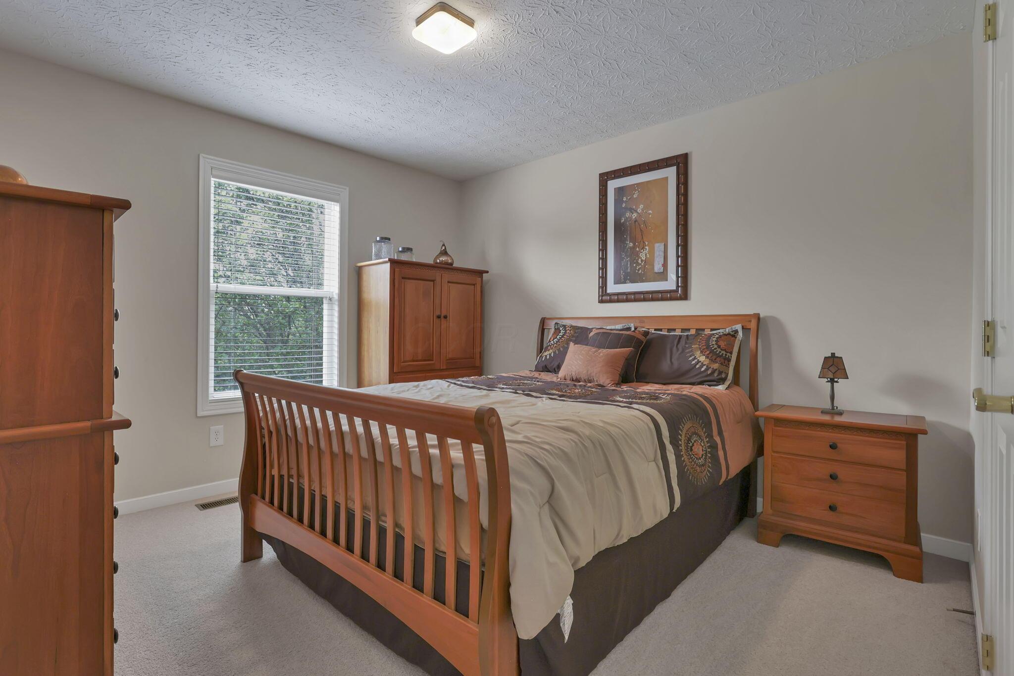 New Albany, Ohio 43054, United States, 4 Bedrooms Bedrooms, ,3 BathroomsBathrooms,Residential,Active,166049