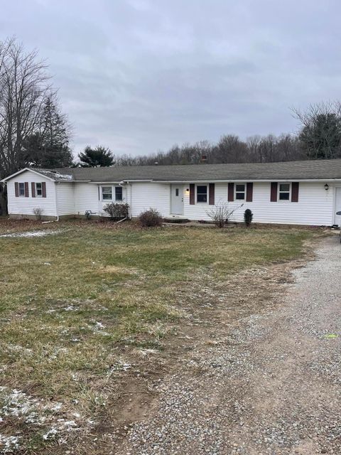 Photo of 11315 Chillicothe Lancaster Road SW, Amanda, OH 43102 (MLS # 226000957)