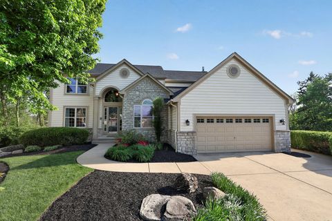 Photo of 209 Cherokee Court, Pickerington, OH 43147 (MLS # 226014039)