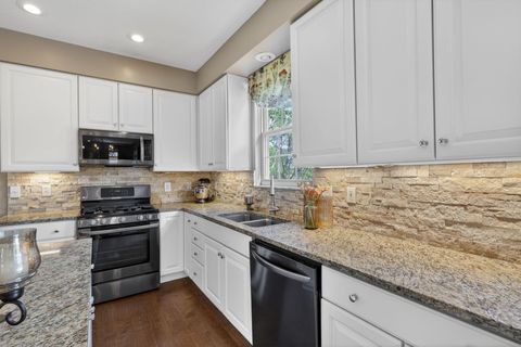 Tiny photo for 209 Cherokee Court, Pickerington, OH 43147 (MLS # 226014039)
