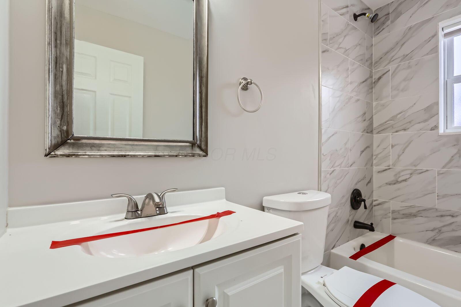 3325 E Deshler Avenue, Columbus, Ohio image 8