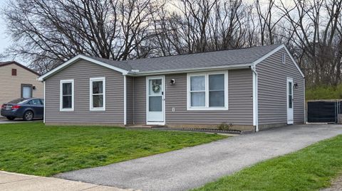 Photo of 1532 Willow View Drive, Grove City, OH 43123 (MLS # 226009290)