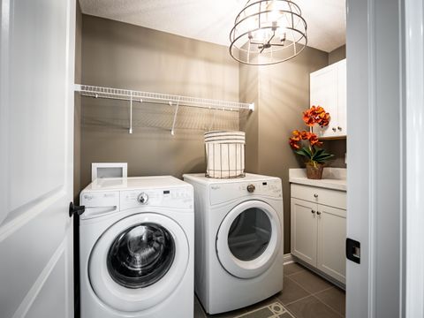 Tiny photo for 5292 Tarlton Boulevard, Hilliard, OH 43026 (MLS # 226000687)