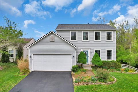 Photo of 1984 Forestwind Drive, Grove City, OH 43123 (MLS # 226012893)