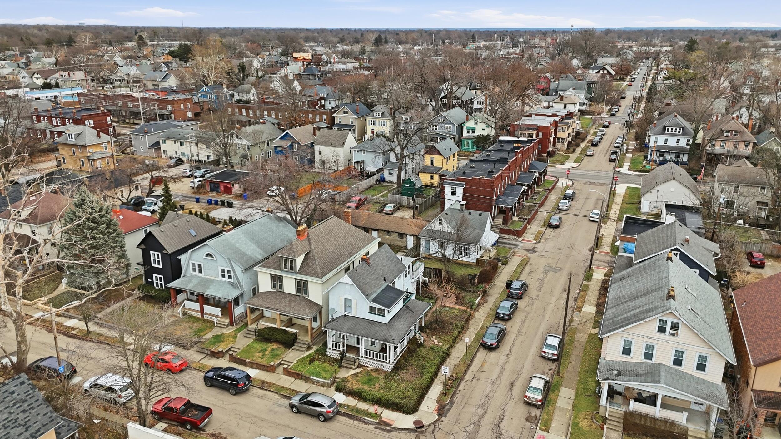 2458 Deming Avenue 2458