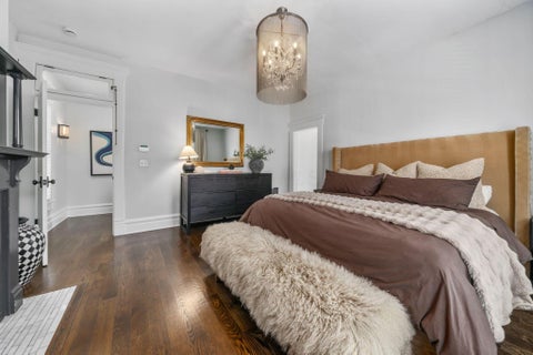 Tiny photo for 702 S 6th Street, Columbus, OH 43201 (MLS # 226039880)