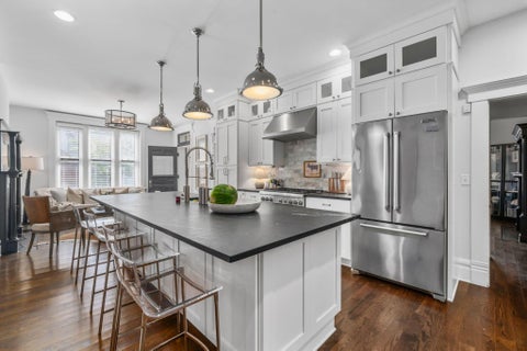 Tiny photo for 702 S 6th Street, Columbus, OH 43201 (MLS # 226039880)