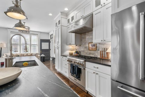 Tiny photo for 702 S 6th Street, Columbus, OH 43201 (MLS # 226039880)