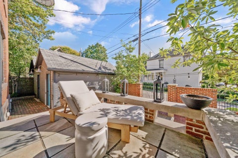 Tiny photo for 702 S 6th Street, Columbus, OH 43201 (MLS # 226039880)