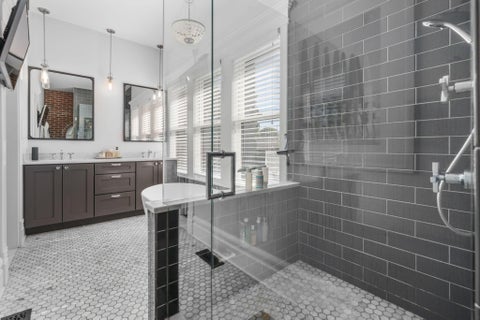 Tiny photo for 702 S 6th Street, Columbus, OH 43201 (MLS # 226039880)