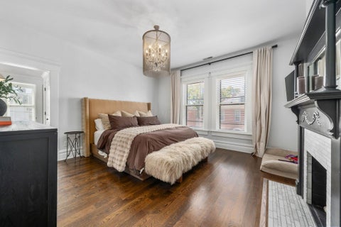 Tiny photo for 702 S 6th Street, Columbus, OH 43201 (MLS # 226039880)