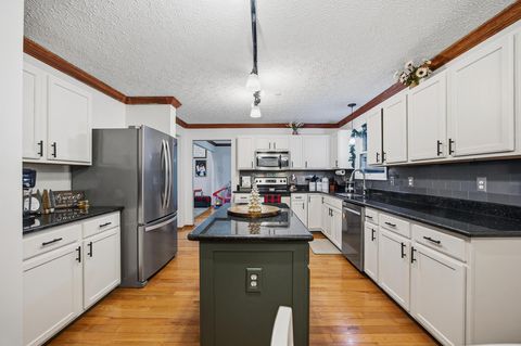 Tiny photo for 539 Scioto Meadows Boulevard, Grove City, OH 43123 (MLS # 225045354)