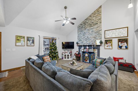 Tiny photo for 539 Scioto Meadows Boulevard, Grove City, OH 43123 (MLS # 225045354)