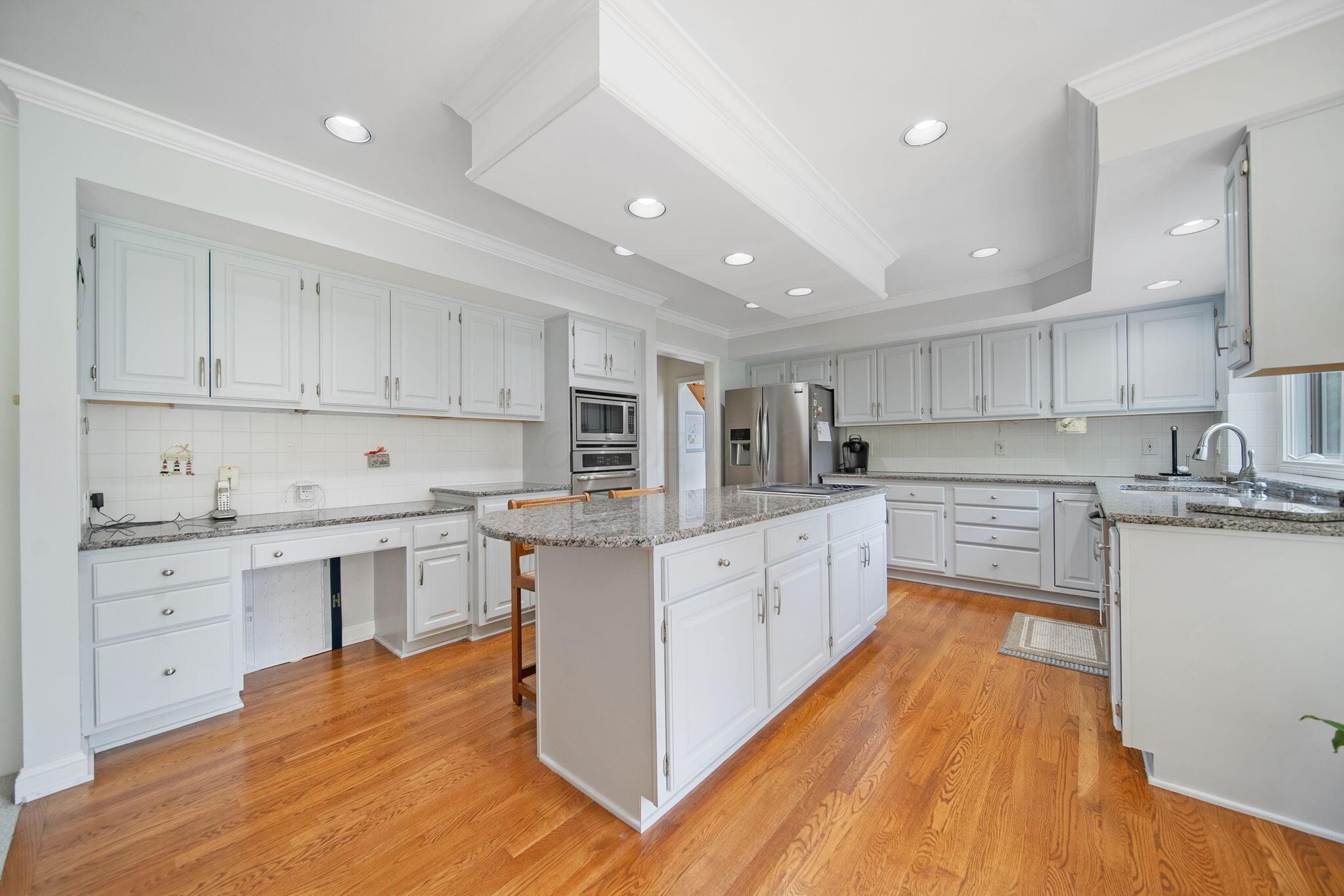6180 Storm Haven Court, Lewis Center, Ohio image 12