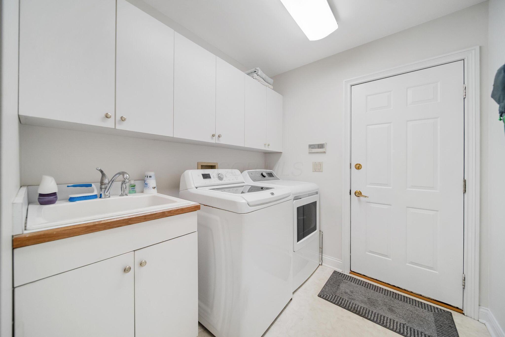 6180 Storm Haven Court, Lewis Center, Ohio image 35