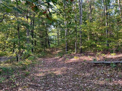 Photo of 1588 Debord Road, Chillicothe, OH 45601 (MLS # 225037035) Photo of 1588 Debord Road, Chillicothe, OH 45601 (MLS # 225037035)