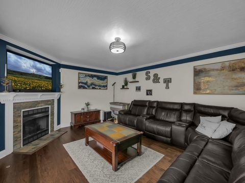 Tiny photo for 3704 Carlotta Street, Grove City, OH 43123 (MLS # 225040547)